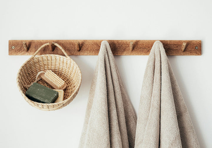 The Power of Hydration: Keeping Your Skin Moisturized Year-Round